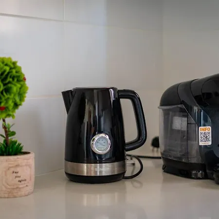 公寓 Majestic Sunset Salt Views 300m From