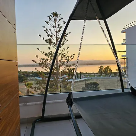 Majestic Sunset Salt Views 300m From 公寓 *