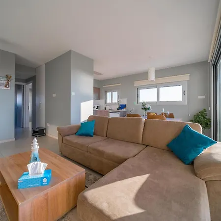 Majestic Sunset Salt Views 300m From Larnaca