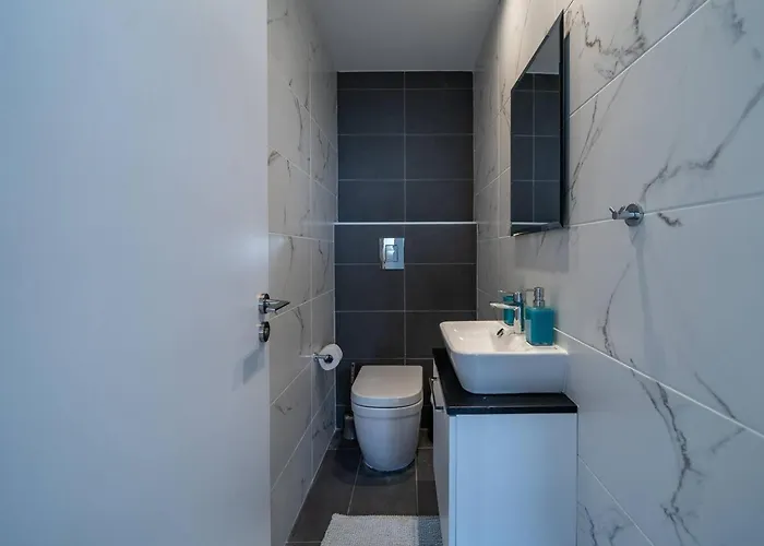 Apartment Majestic Sunset Salt Views 300m From Larnaca