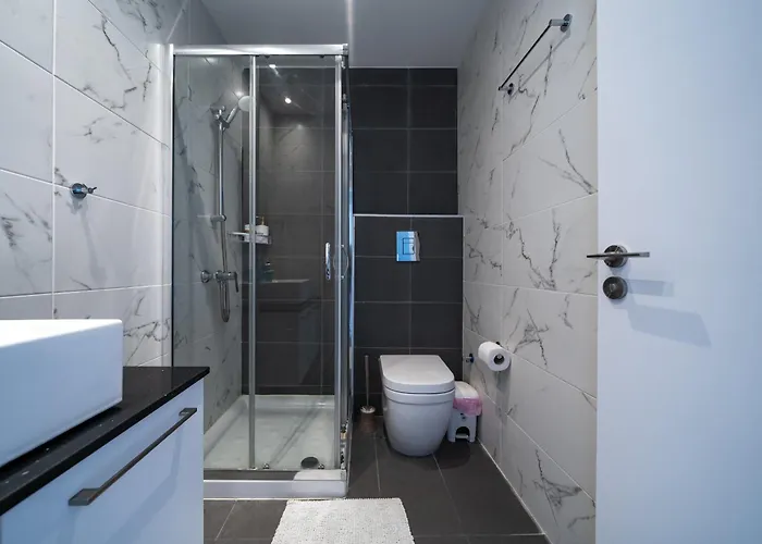 Apartment Majestic Sunset Salt Views 300m From Larnaca