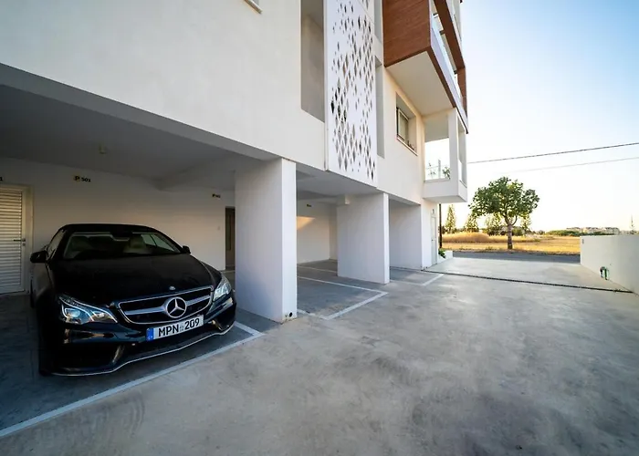 Majestic Sunset Salt Views 300m From * Larnaca