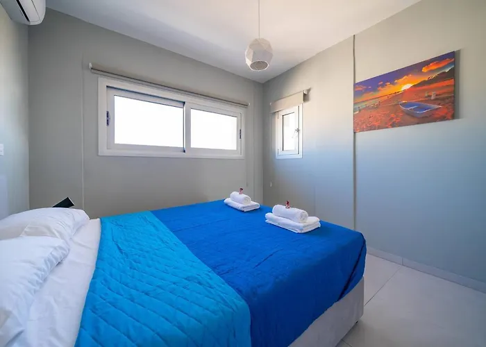 Apartment Majestic Sunset Salt Views 300m From Larnaca