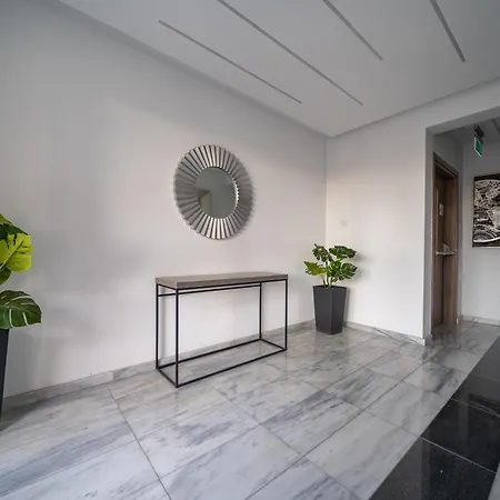 Majestic Sunset Salt Views 300m From Ларнака