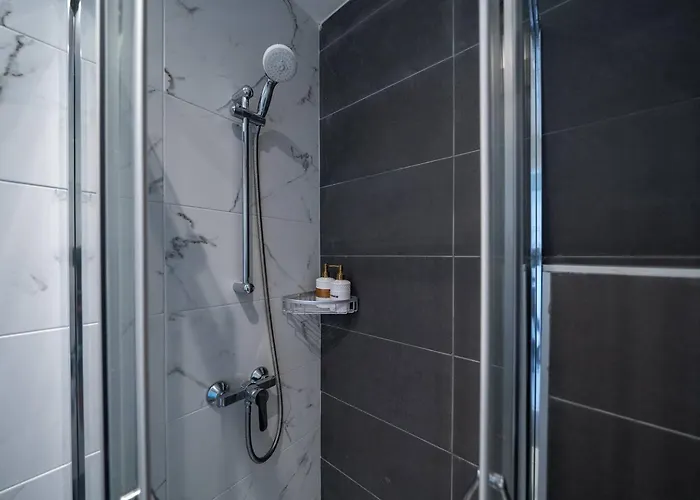 Majestic Sunset Salt Views 300m From Апартаменти