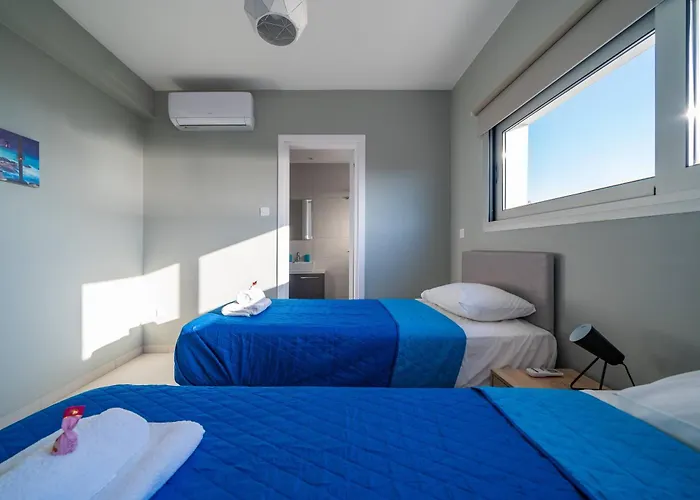 Majestic Sunset Salt Views 300m From Апартаменти