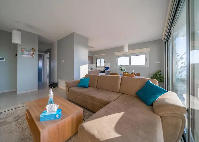 Majestic Sunset Salt Views 300m From