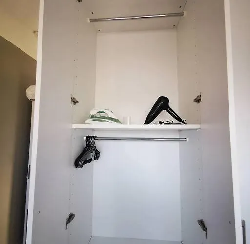 Majestic Sunset Salt Views 300m From アパート *